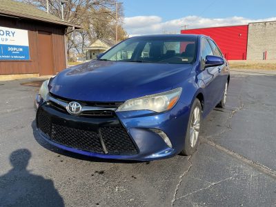 2016 TOYOTA CAMRY