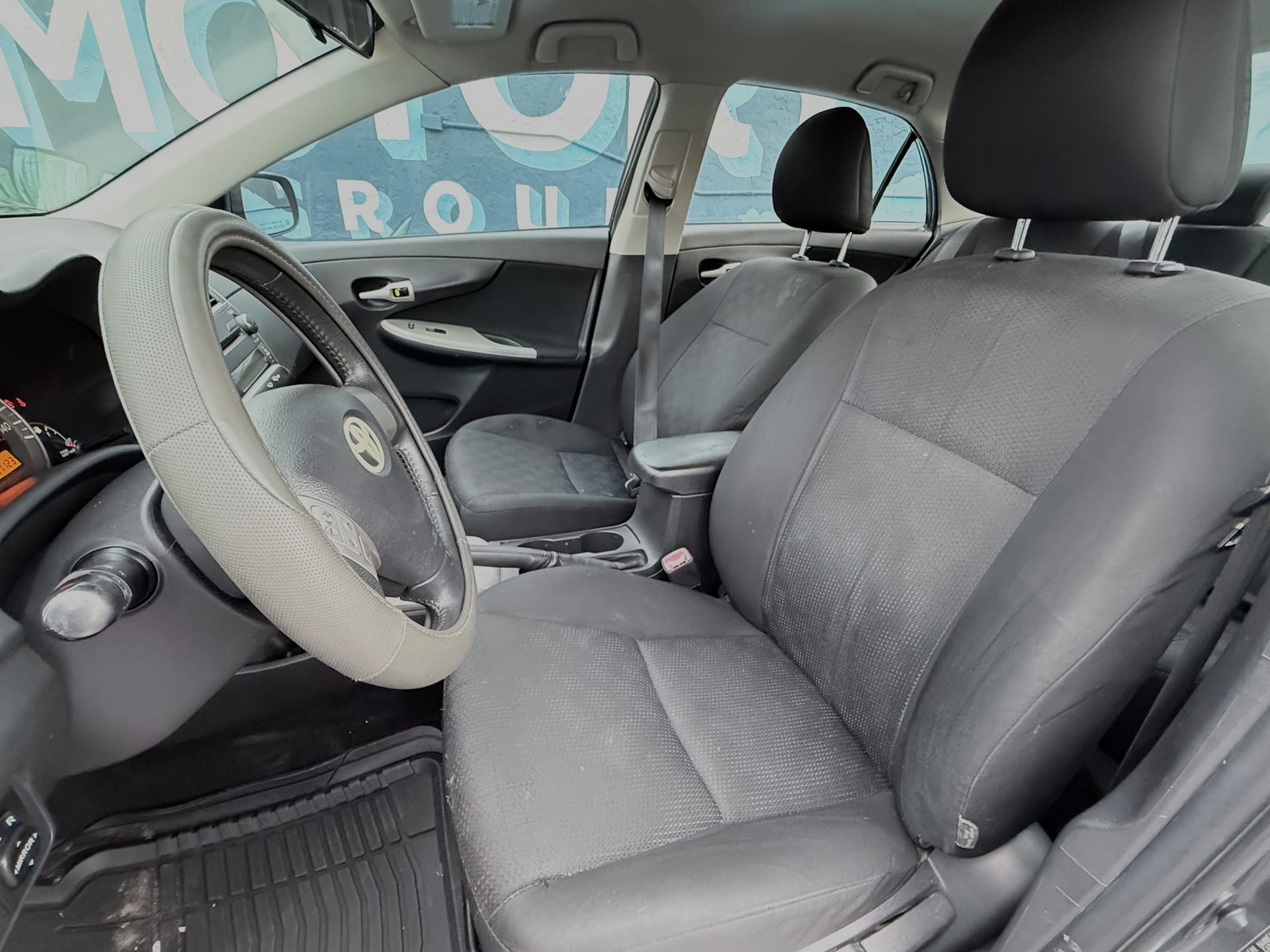 2010 TOYOTA COROLLA - Gallery Image