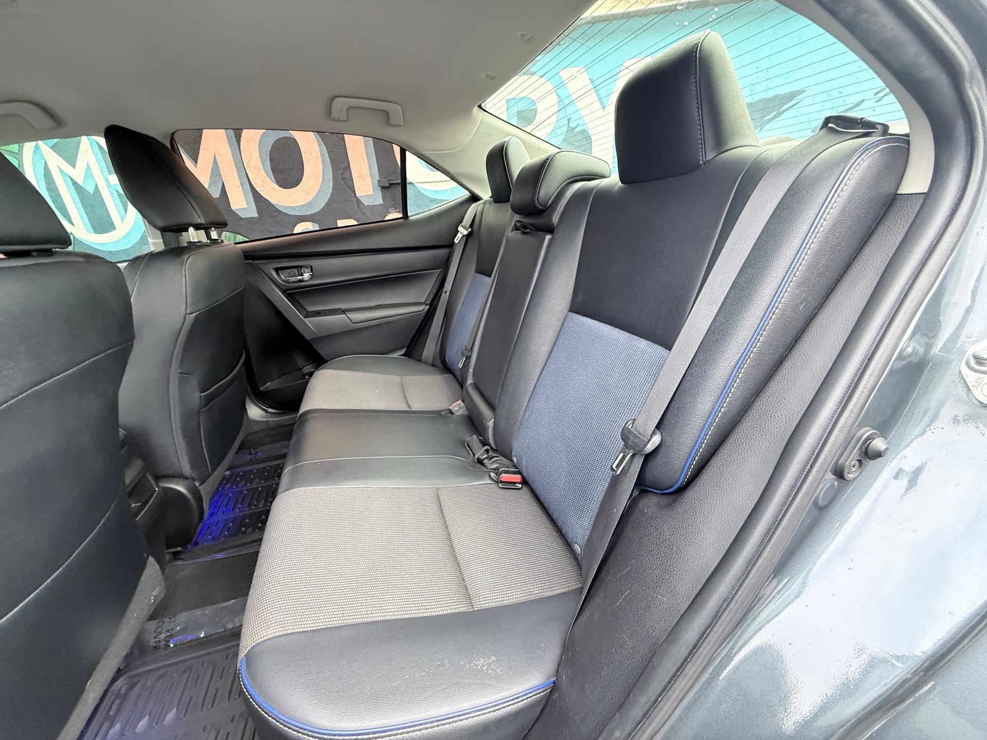 2017 TOYOTA COROLLA - Gallery Image