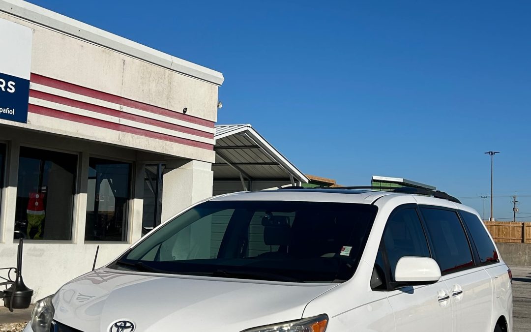 2014 TOYOTA SIENNA