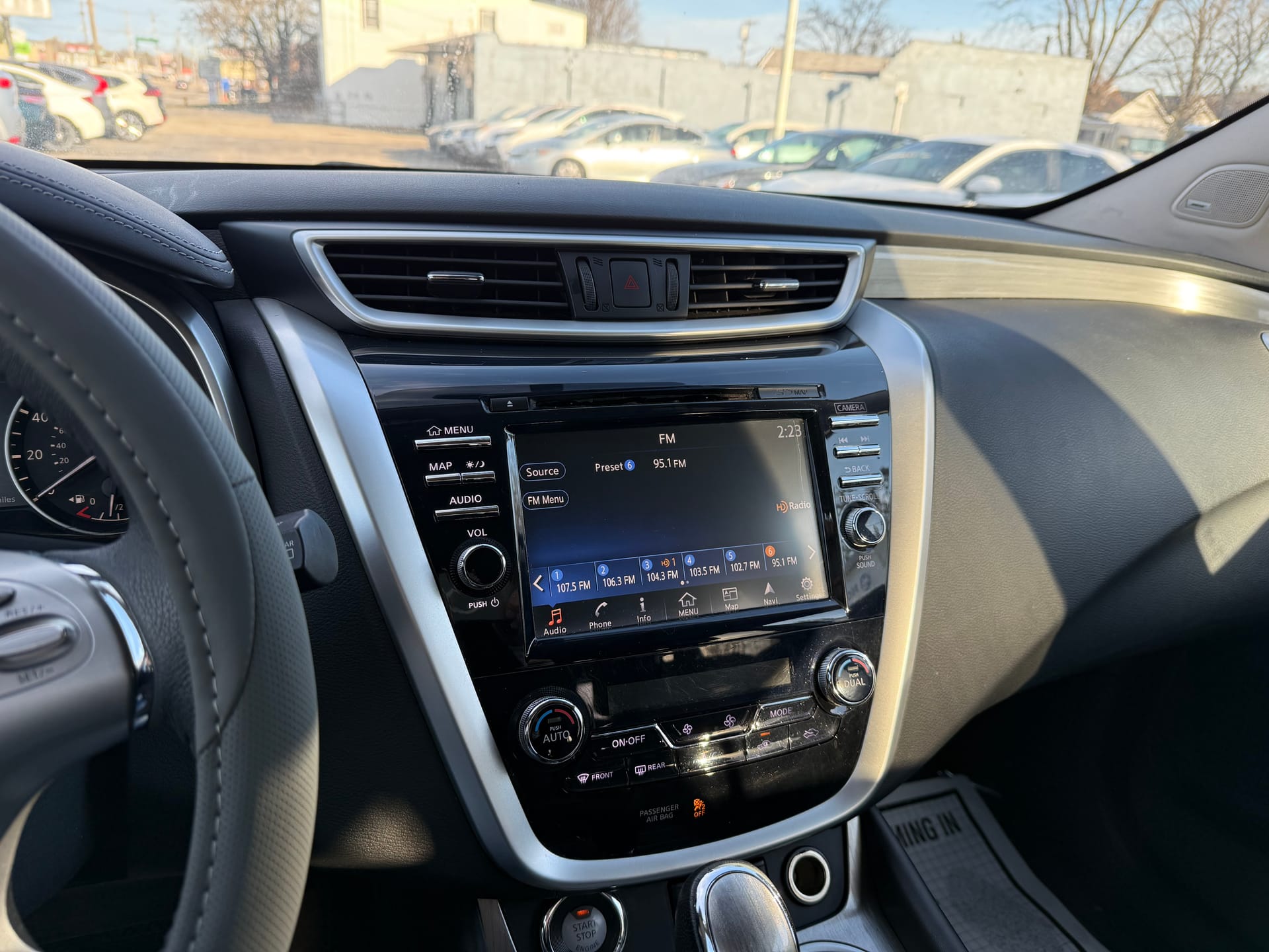 2016 NISSAN MURANO - Gallery Image