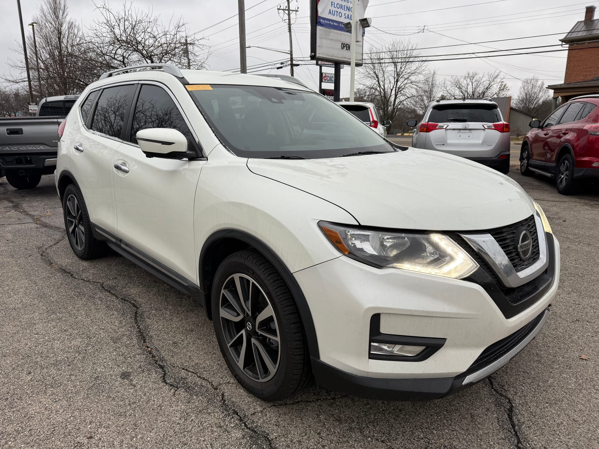 2019 NISSAN ROGUE