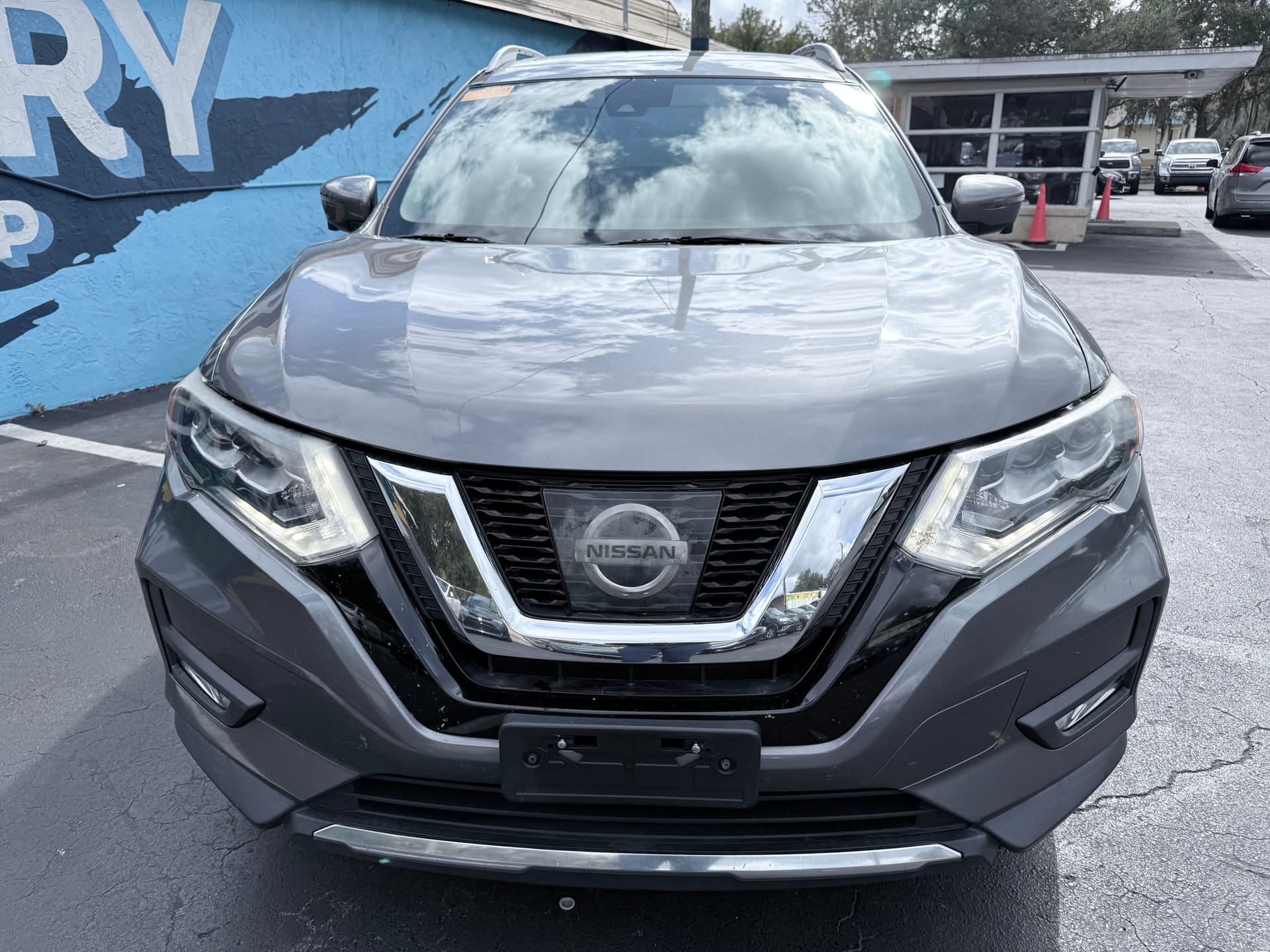 2017 NISSAN ROGUE - Gallery Image