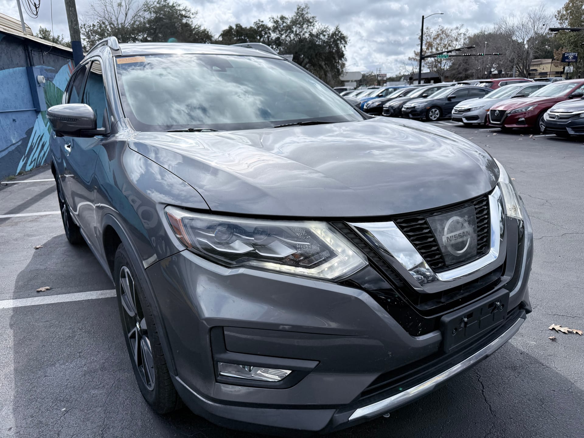2017 NISSAN ROGUE - Gallery Image