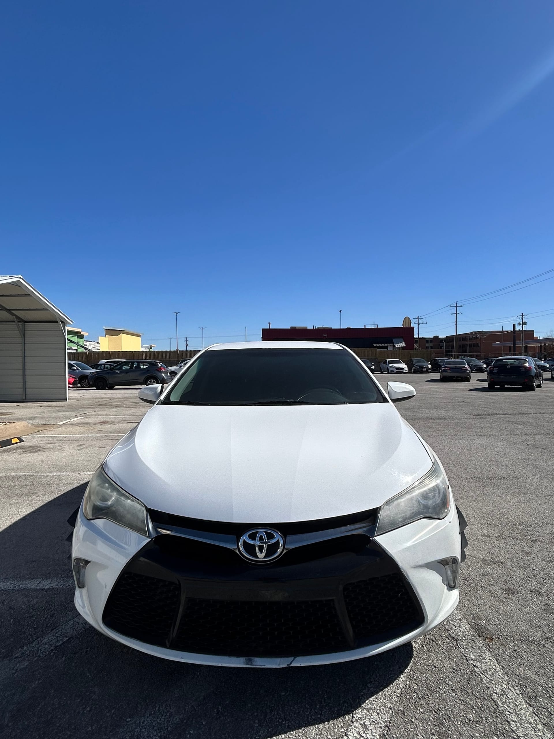 2015 TOYOTA CAMRY - Gallery Image