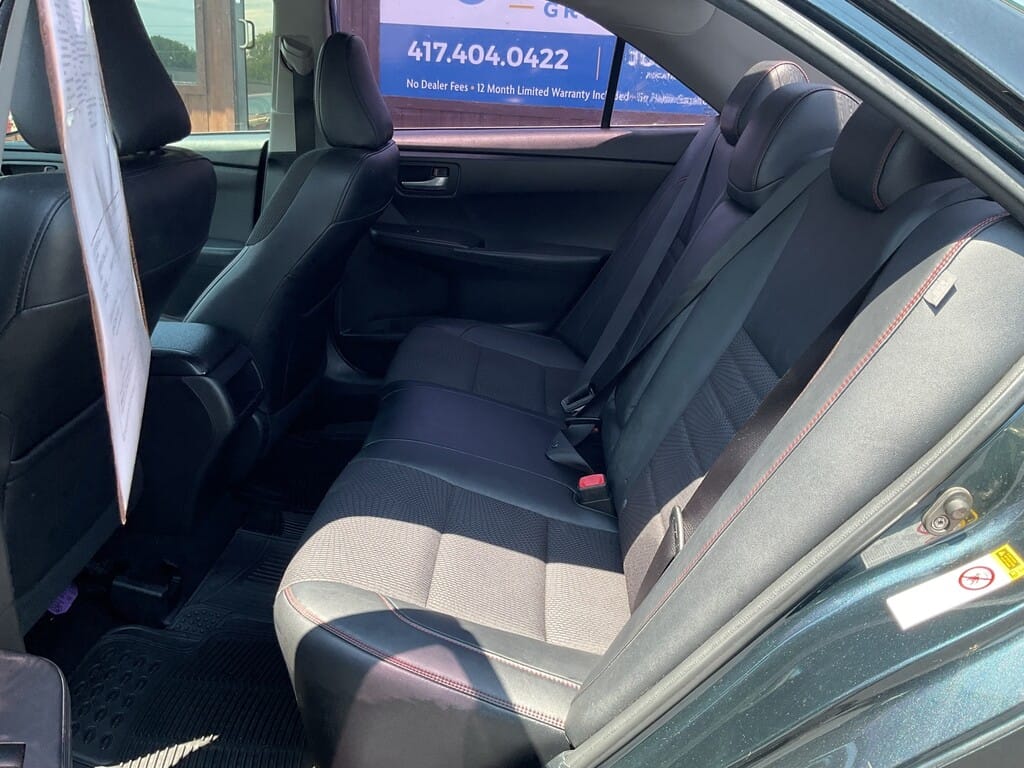 2016 TOYOTA CAMRY - Gallery Image