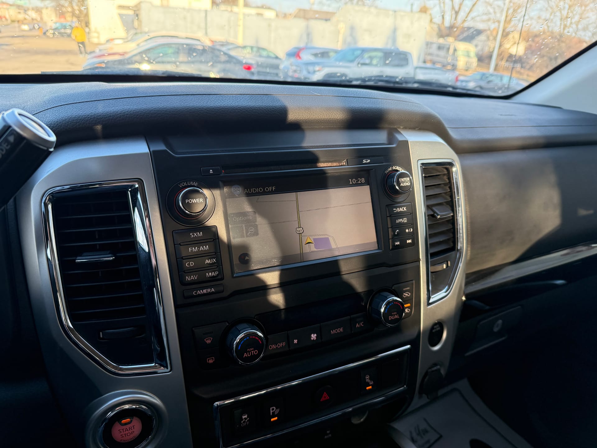 2018 NISSAN TITAN - Gallery Image
