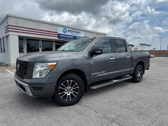 2020 NISSAN TITAN