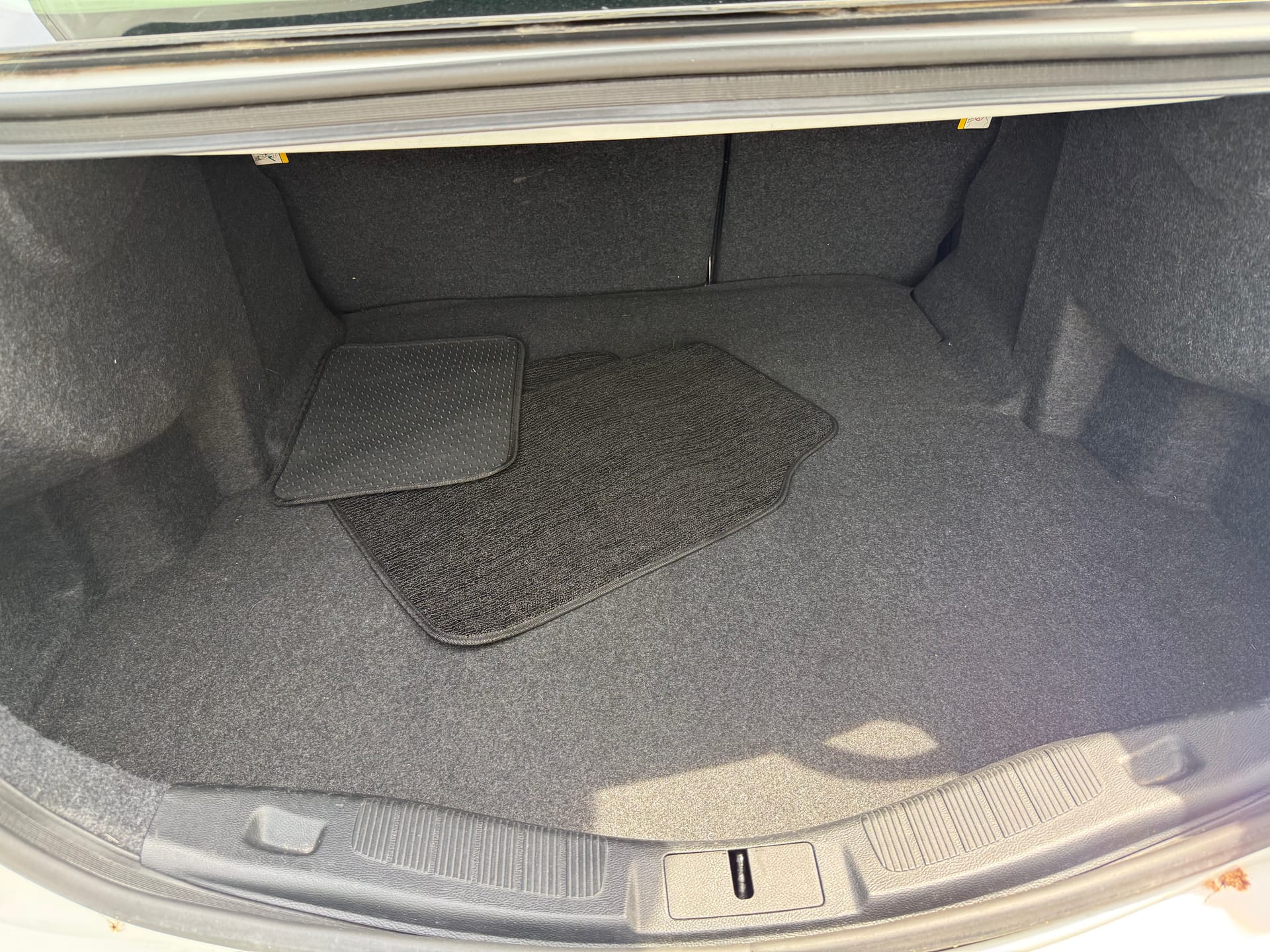 2019 FORD FUSION - Gallery Image