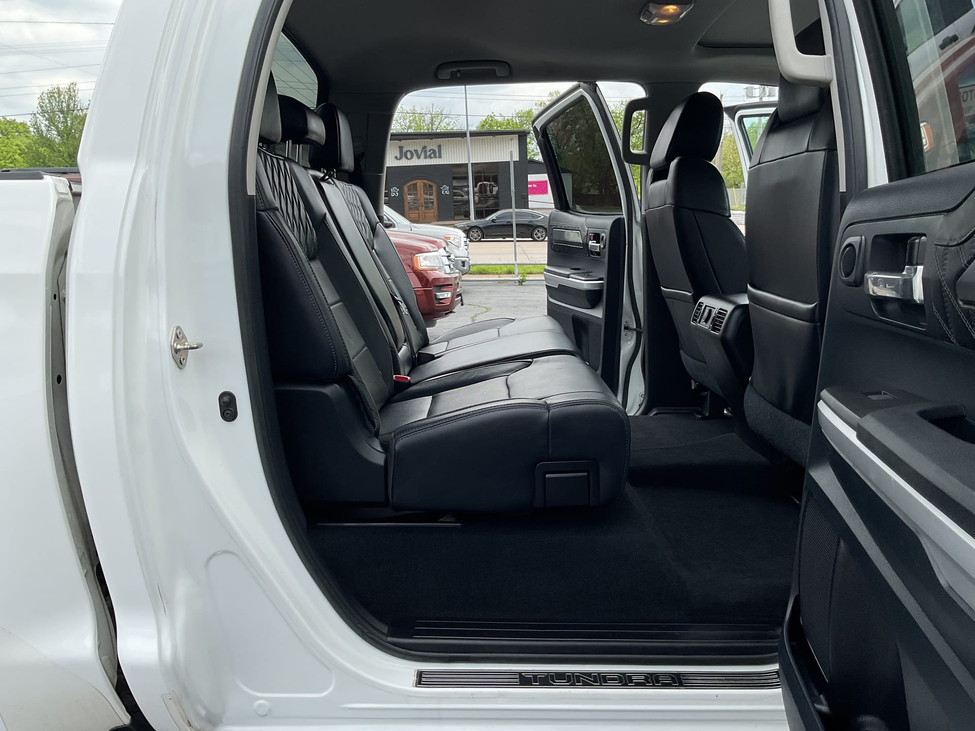 2016 TOYOTA TUNDRA - Gallery Image