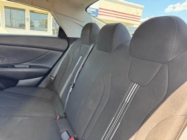 2021 HYUNDAI ELANTRA - Gallery Image