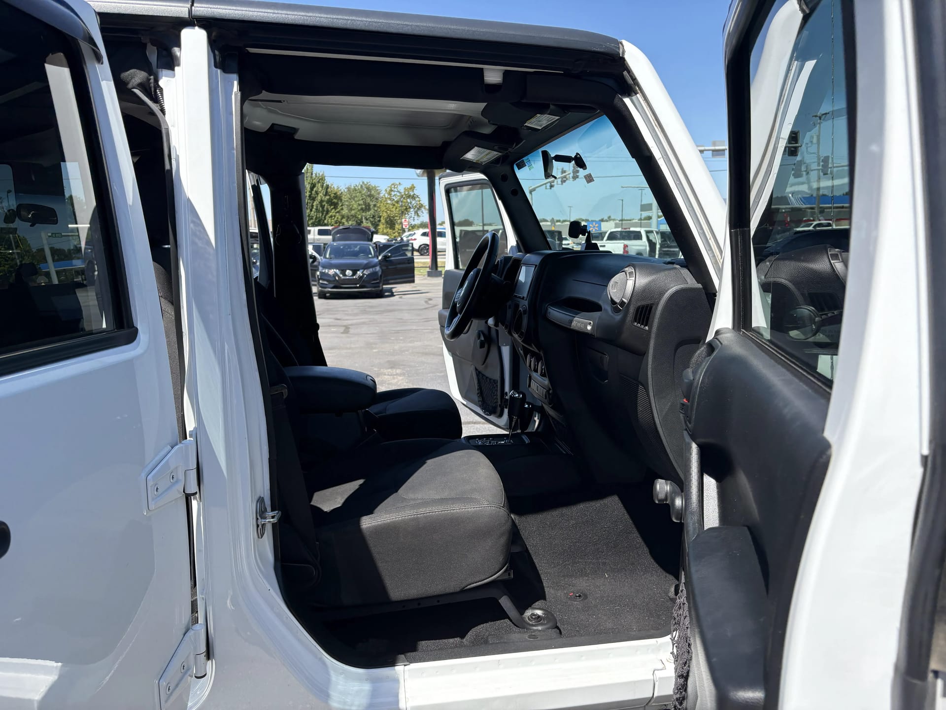 2016 JEEP WRANGLER - Gallery Image