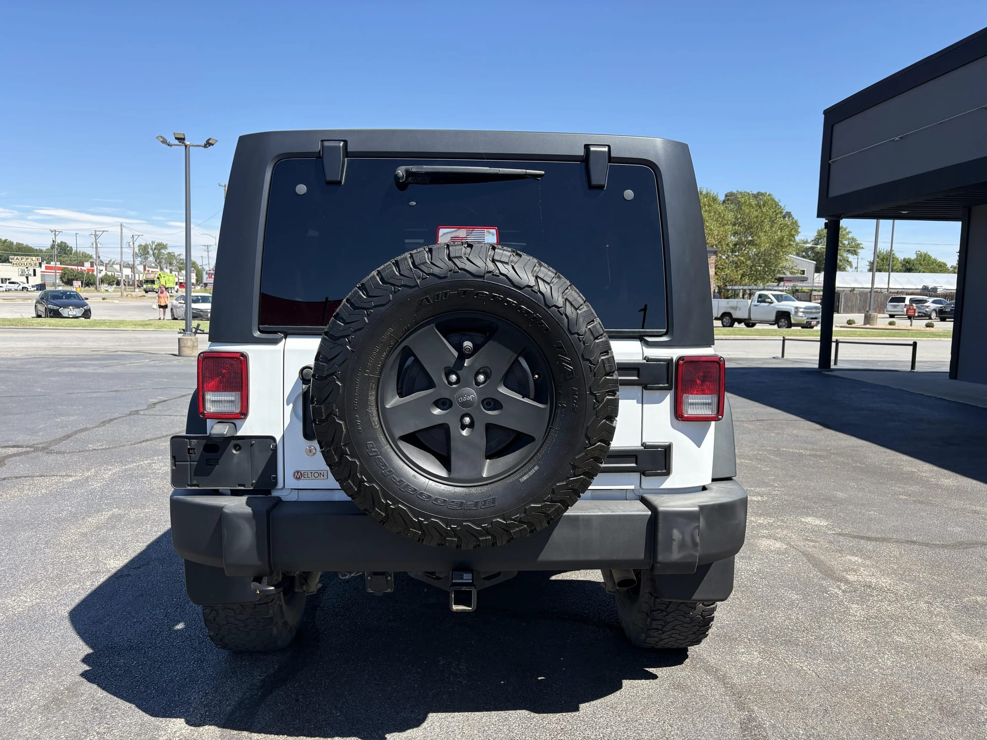 2016 JEEP WRANGLER - Gallery Image