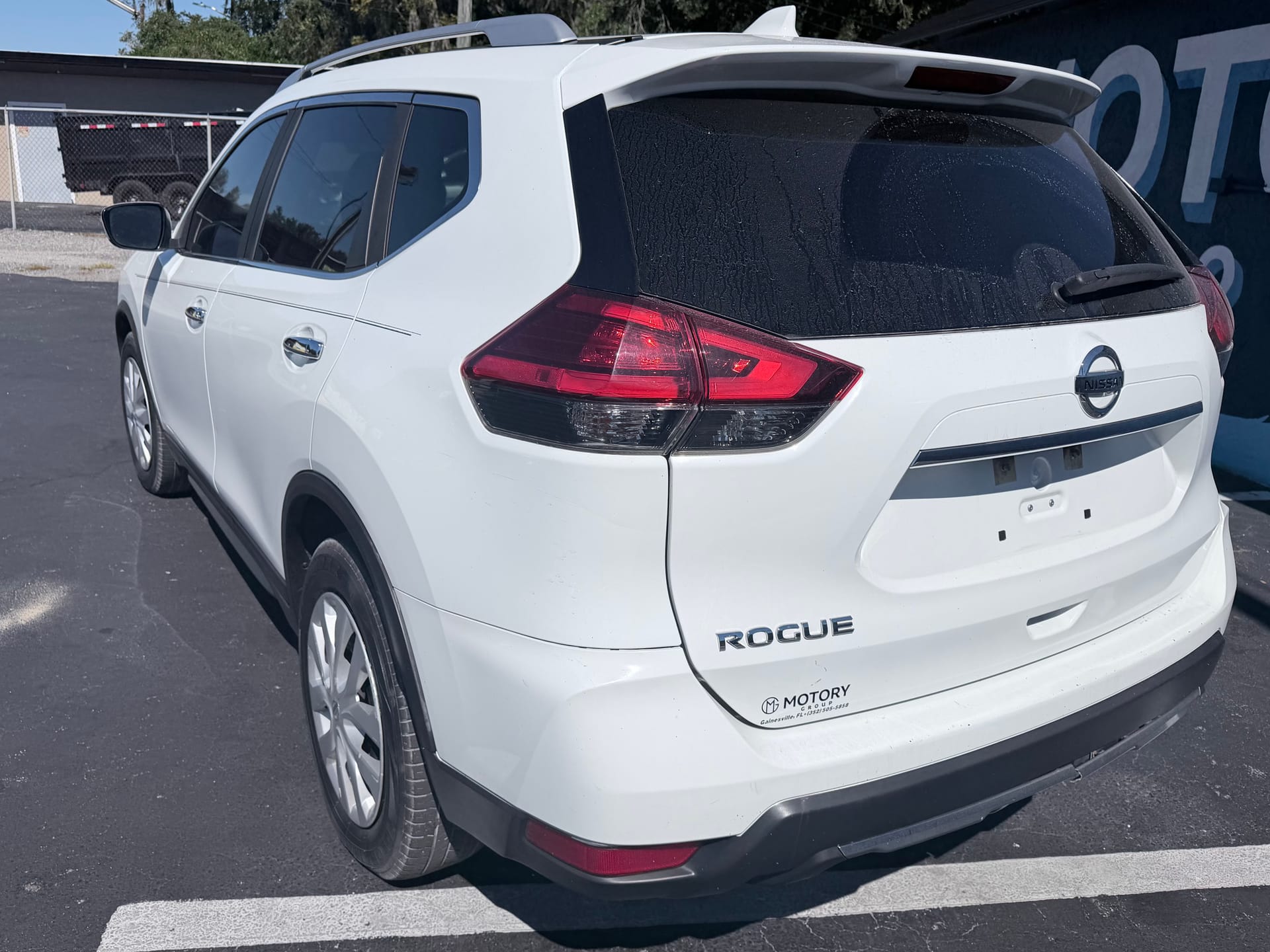 2017 NISSAN ROGUE - Gallery Image