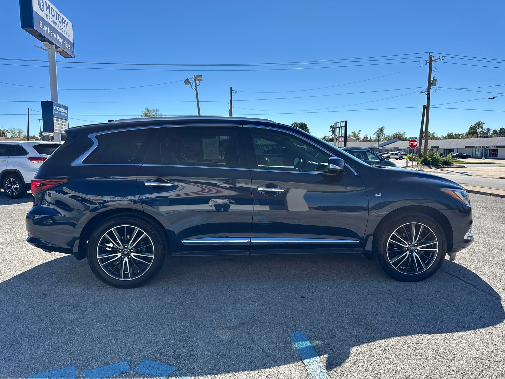 2017 INFINITI QX60 - Gallery Image