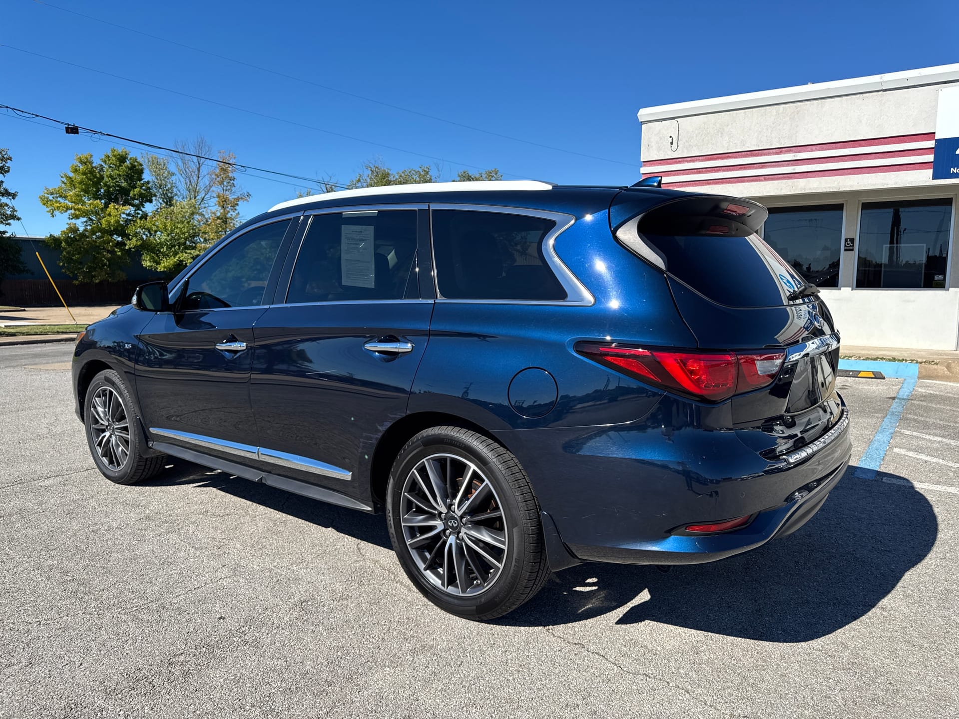 2017 INFINITI QX60 - Gallery Image