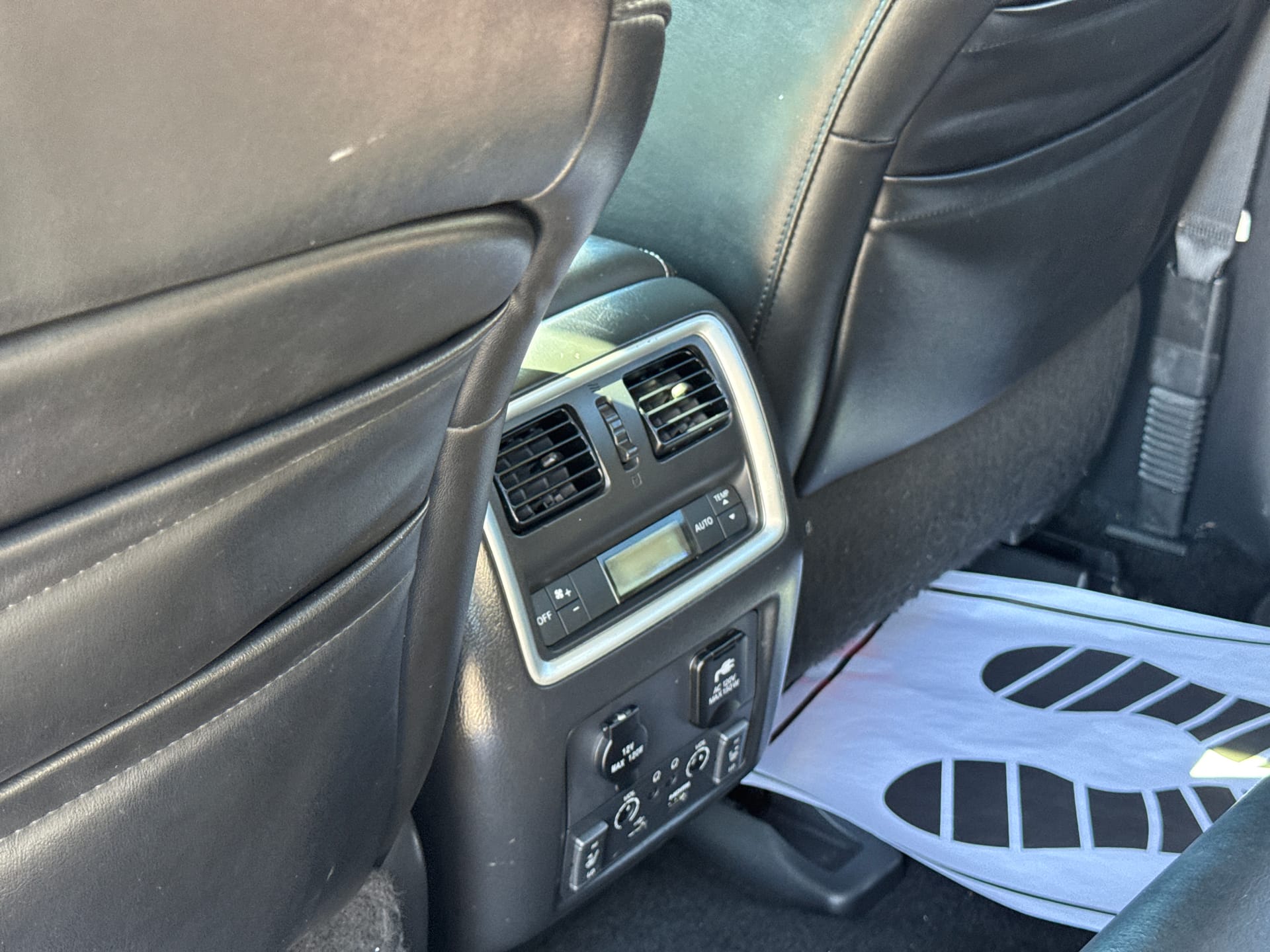 2017 INFINITI QX60 - Gallery Image