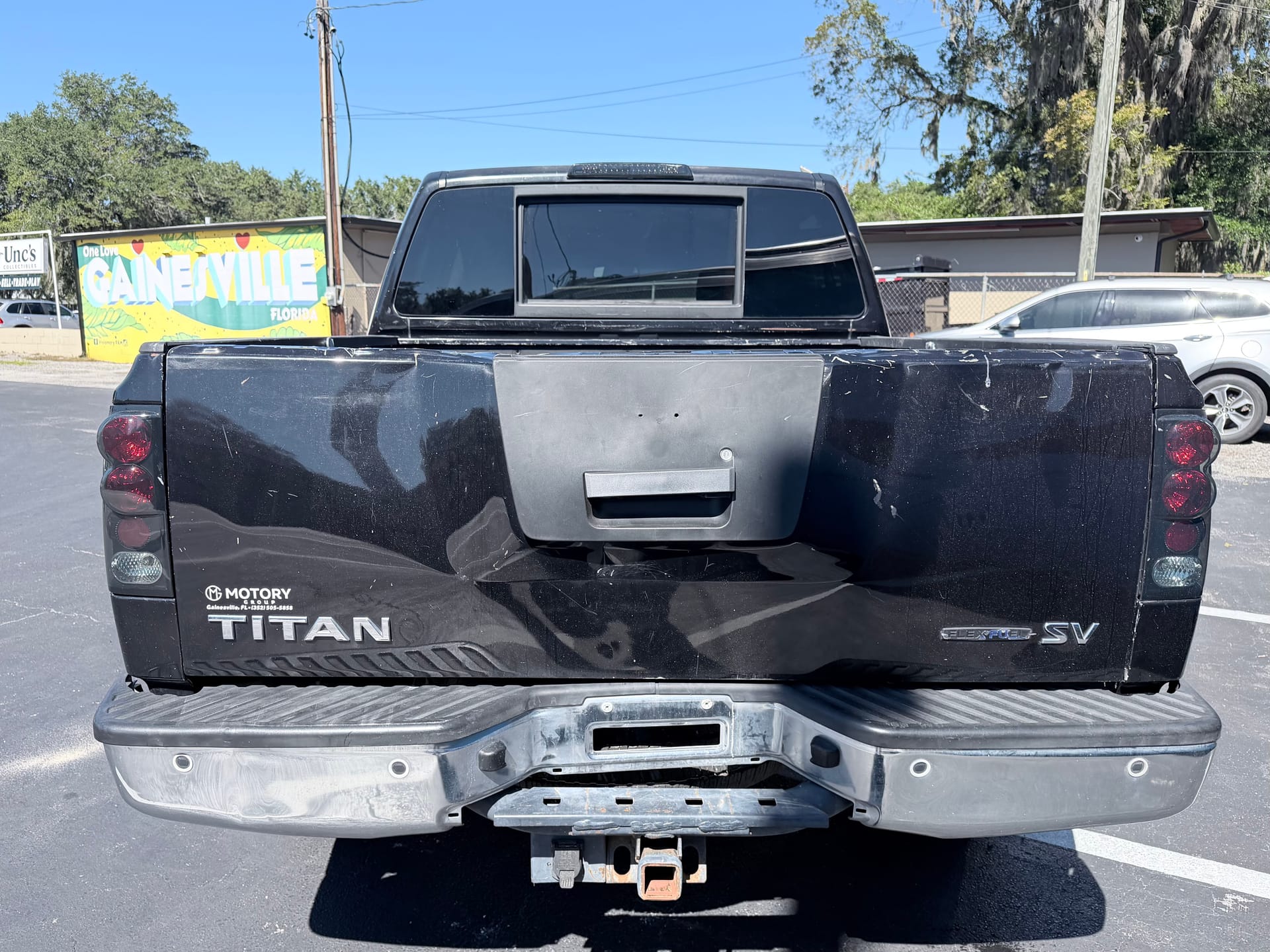 2011 NISSAN TITAN - Gallery Image