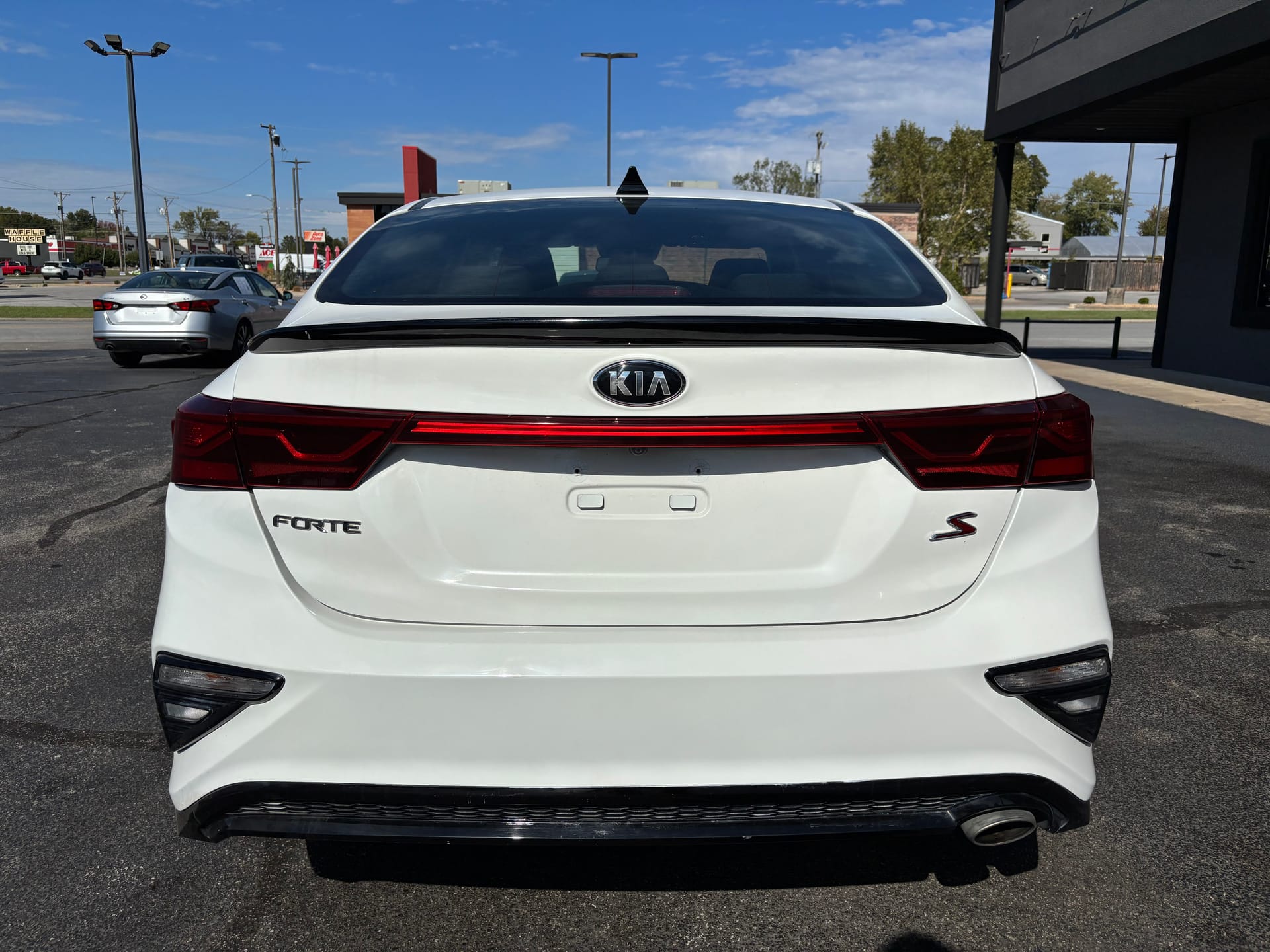 2019 KIA FORTE - Gallery Image