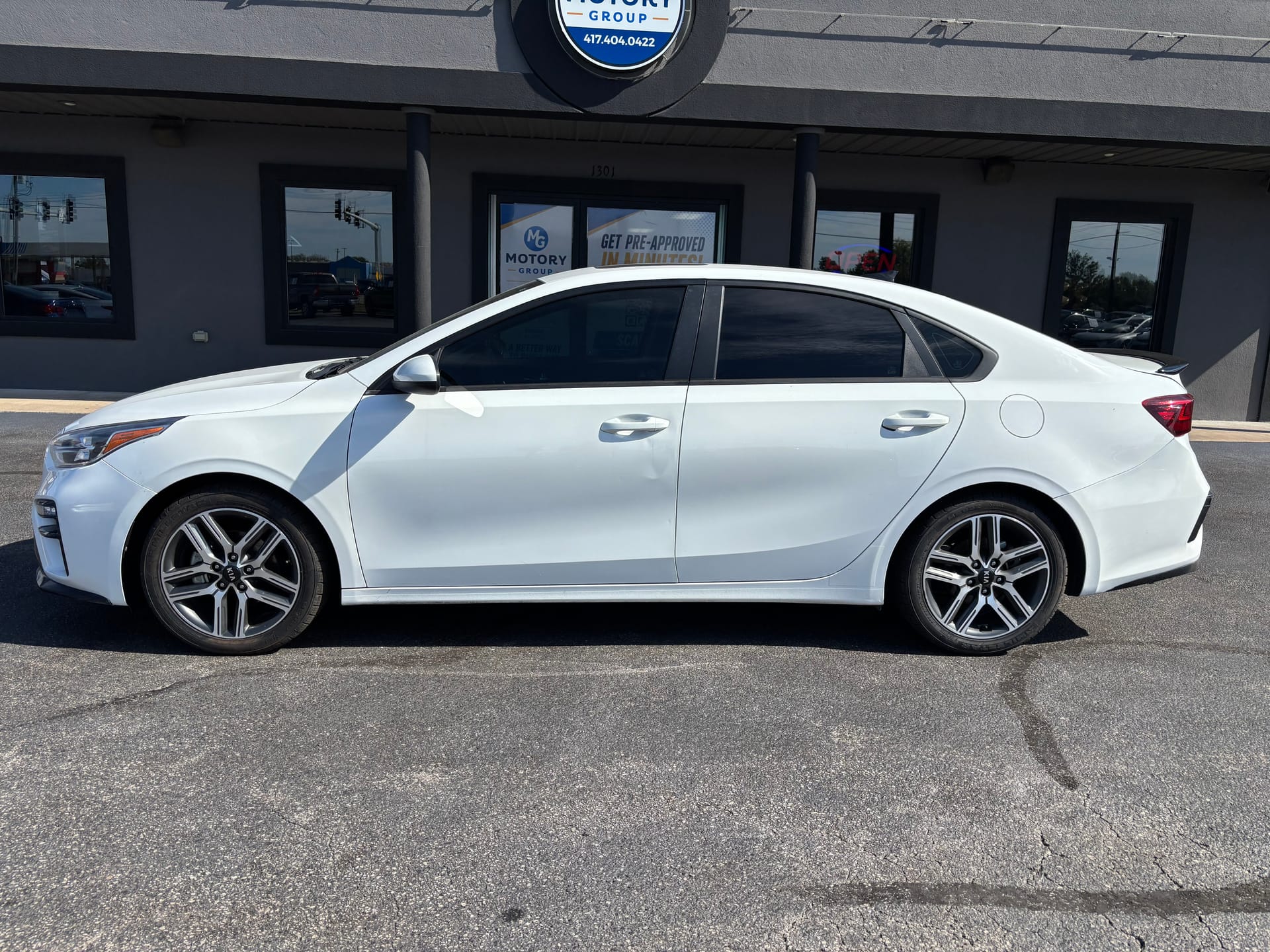2019 KIA FORTE - Gallery Image