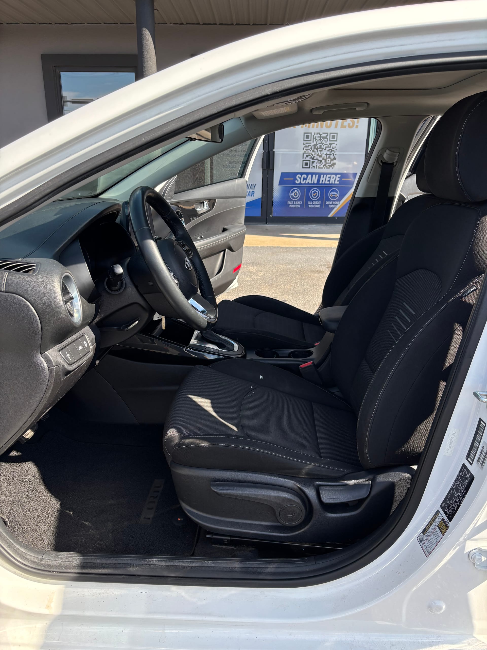 2019 KIA FORTE - Gallery Image