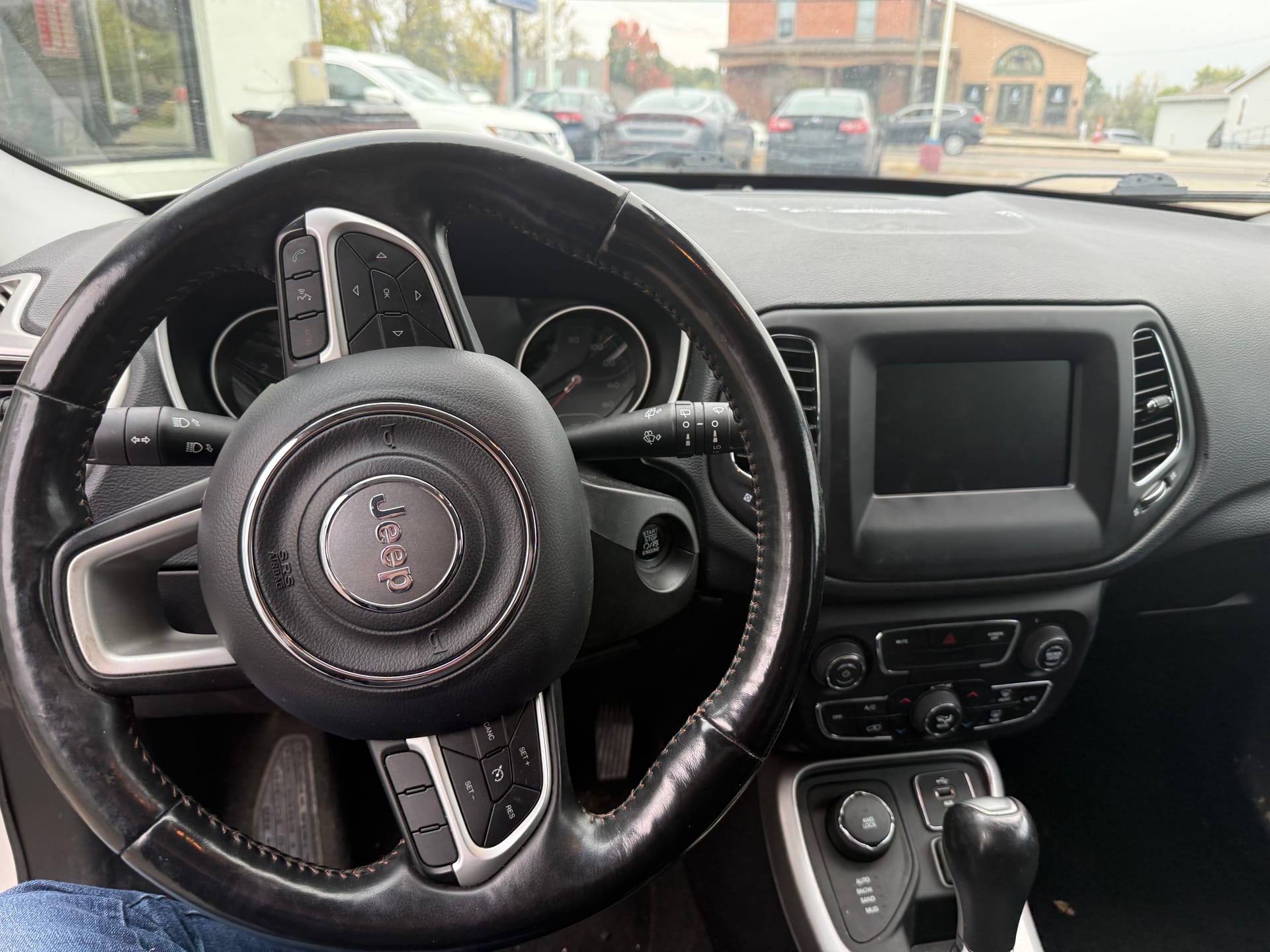 2018 JEEP COMPASS - Gallery Image