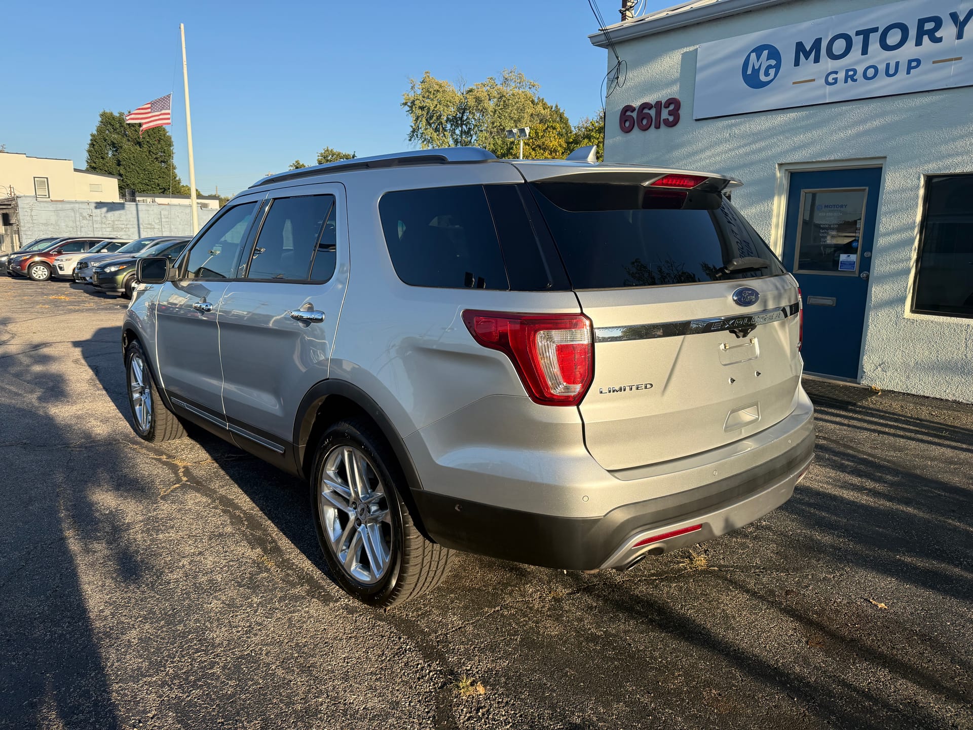 2016 FORD EXPLORER - Gallery Image