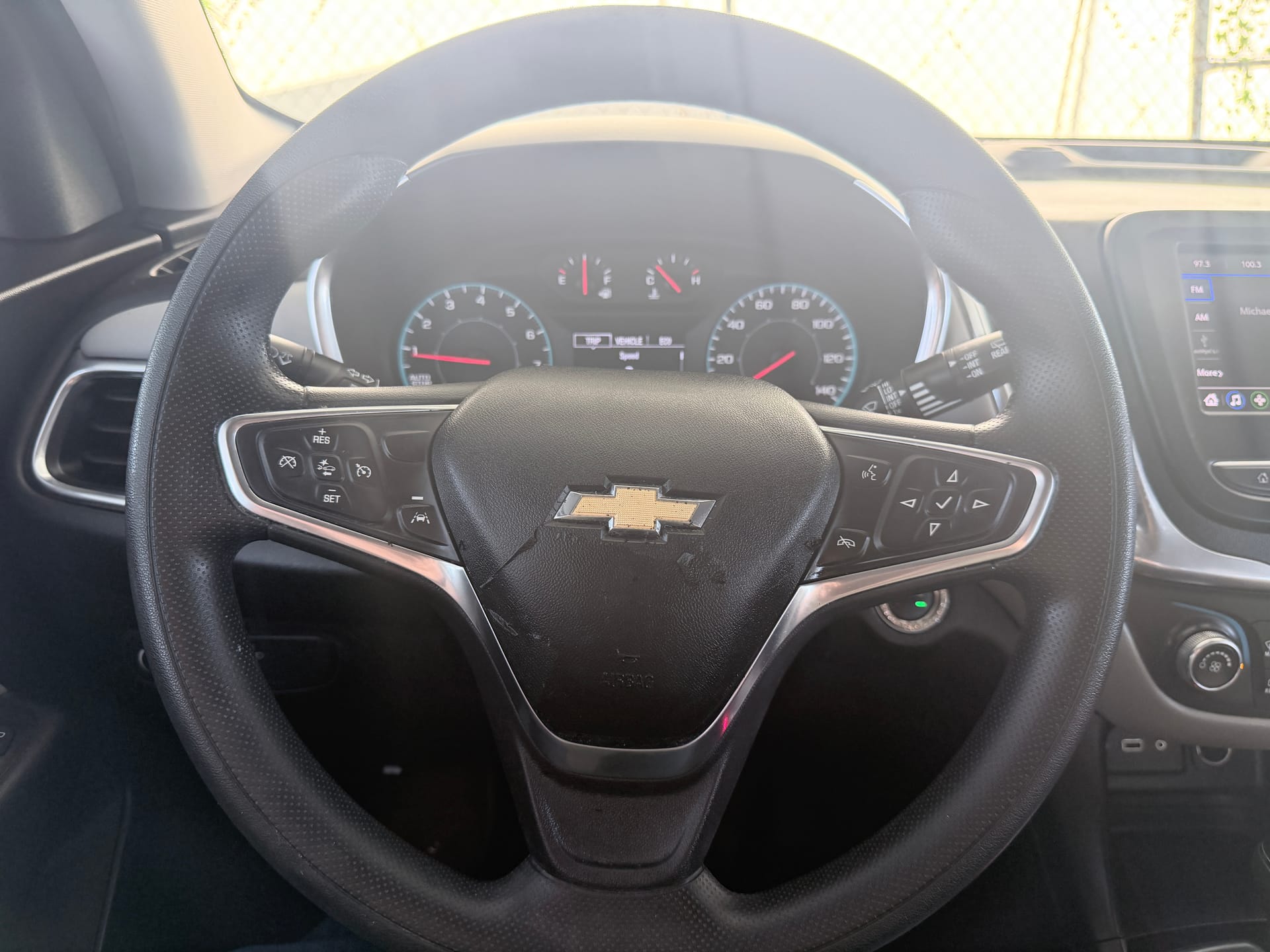 2021 CHEVROLET EQUINOX - Gallery Image