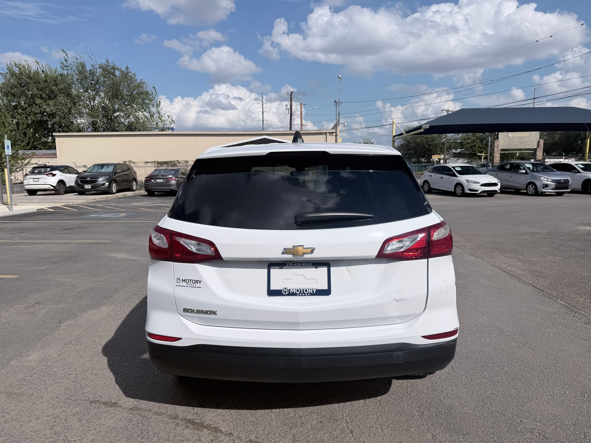 2021 CHEVROLET EQUINOX - Gallery Image