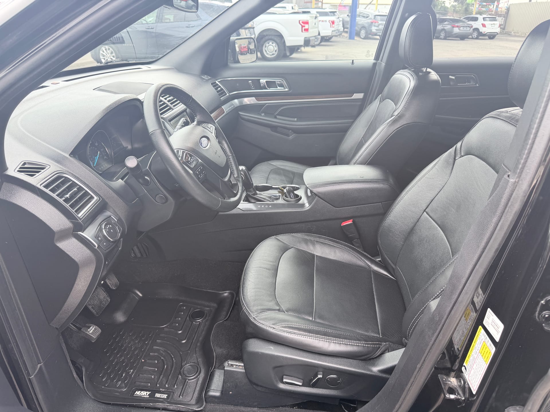 2018 FORD EXPLORER - Gallery Image