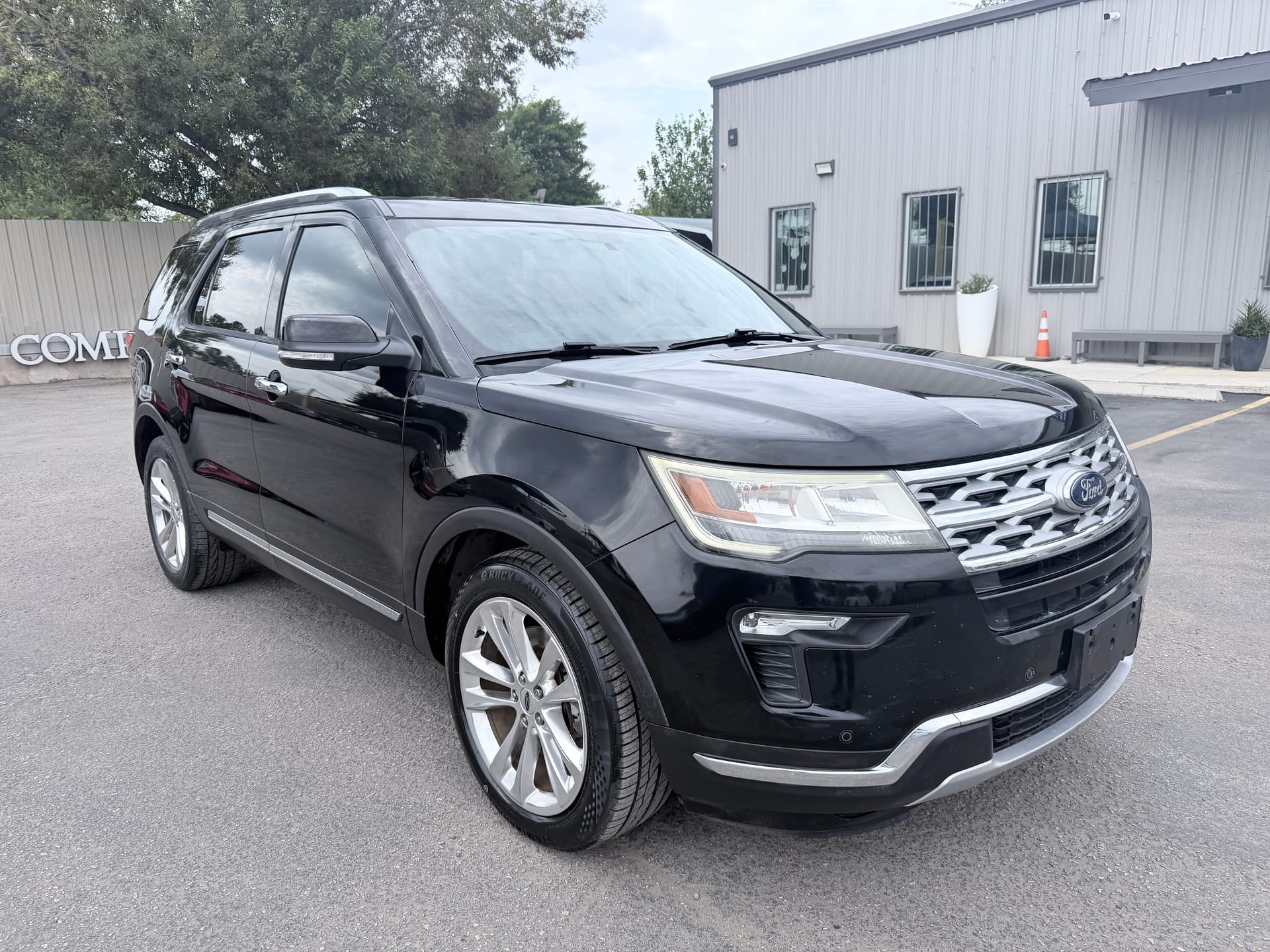 2018 FORD EXPLORER - Gallery Image