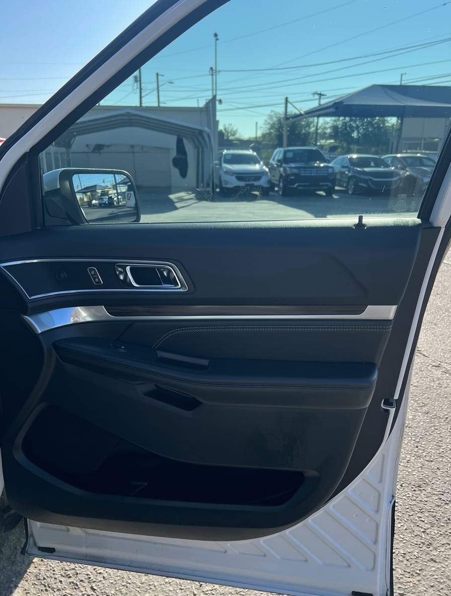 2018 FORD EXPLORER - Gallery Image