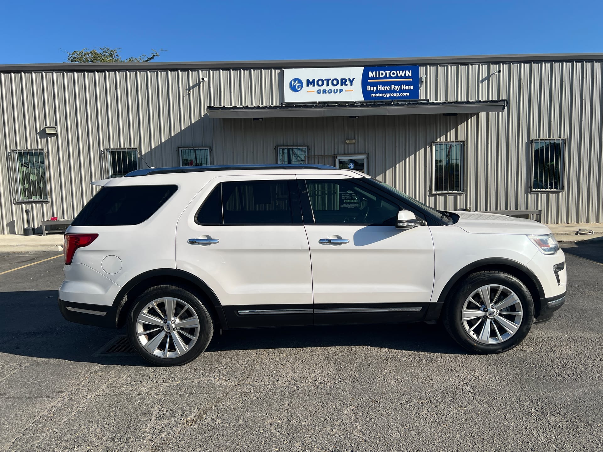 2018 FORD EXPLORER - Gallery Image