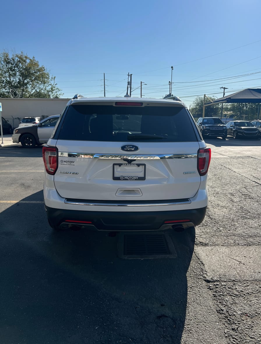 2018 FORD EXPLORER - Gallery Image