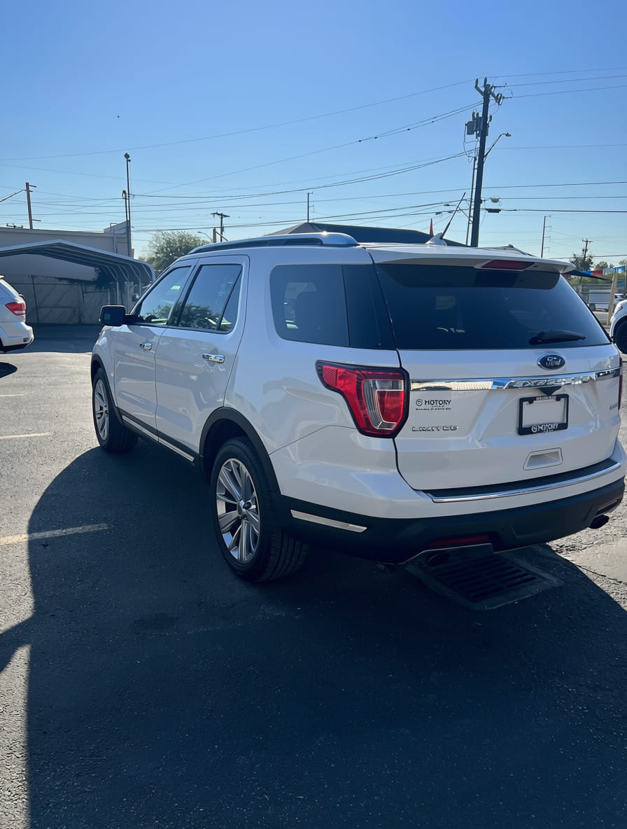 2018 FORD EXPLORER - Gallery Image