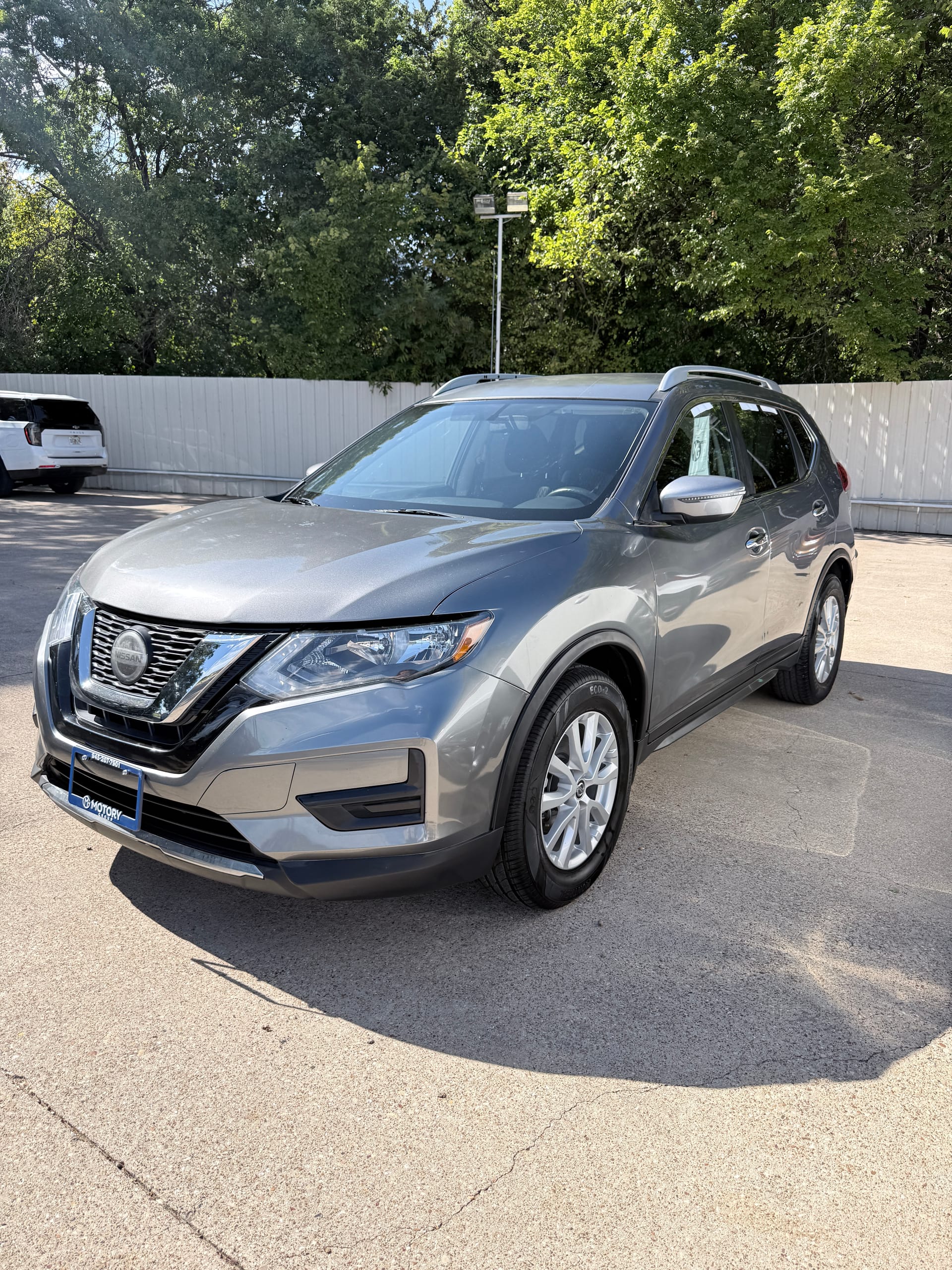 2018 NISSAN ROGUE - Gallery Image