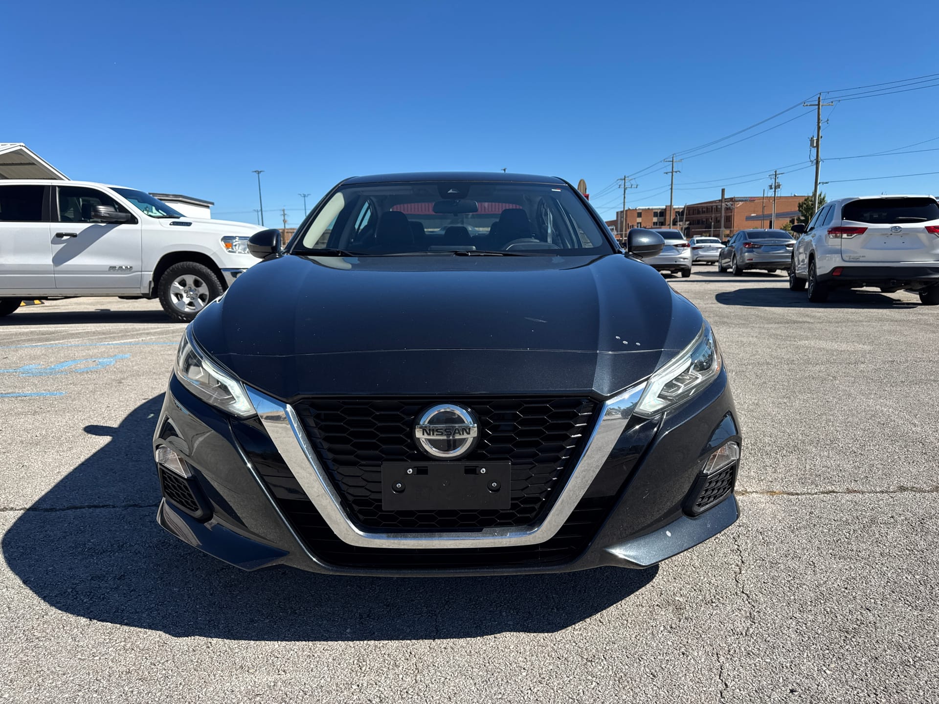 2022 NISSAN ALTIMA - Gallery Image