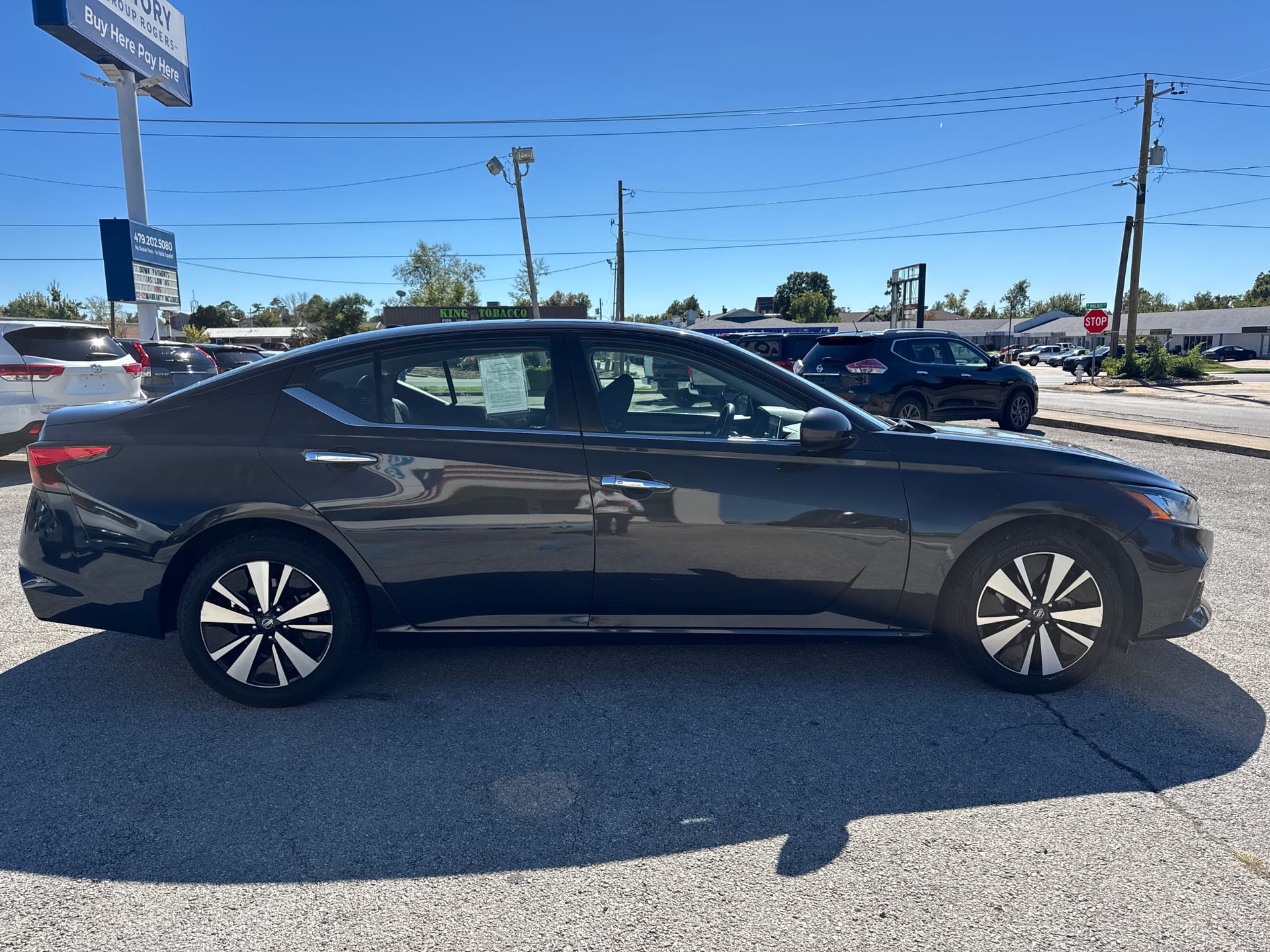 2022 NISSAN ALTIMA - Gallery Image
