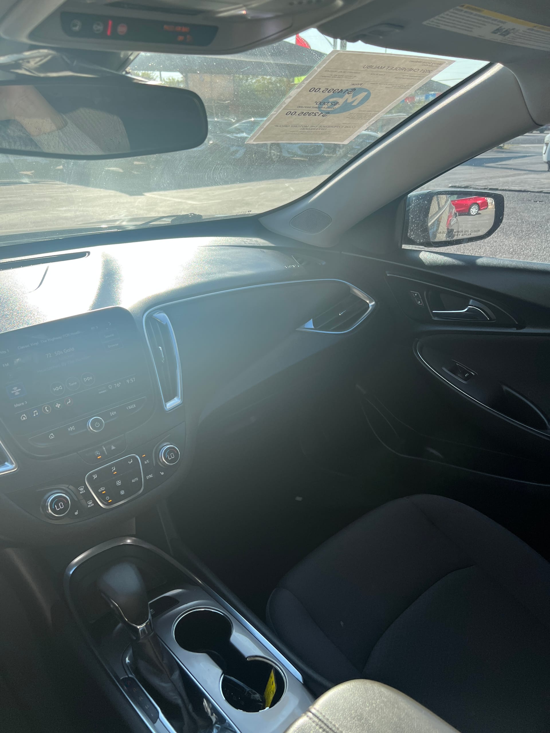 2021 CHEVROLET MALIBU - Gallery Image