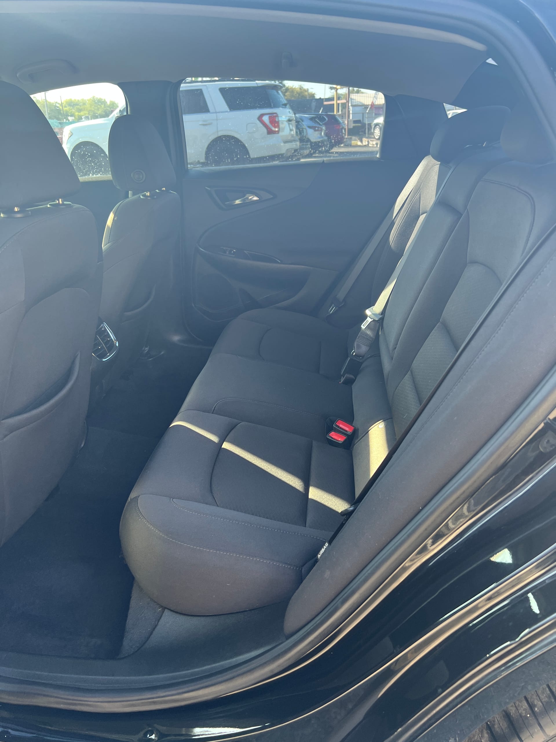 2021 CHEVROLET MALIBU - Gallery Image