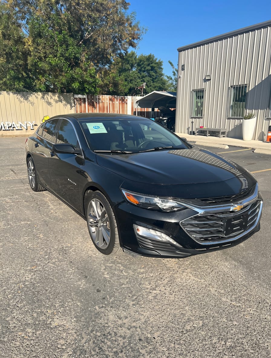2021 CHEVROLET MALIBU - Gallery Image