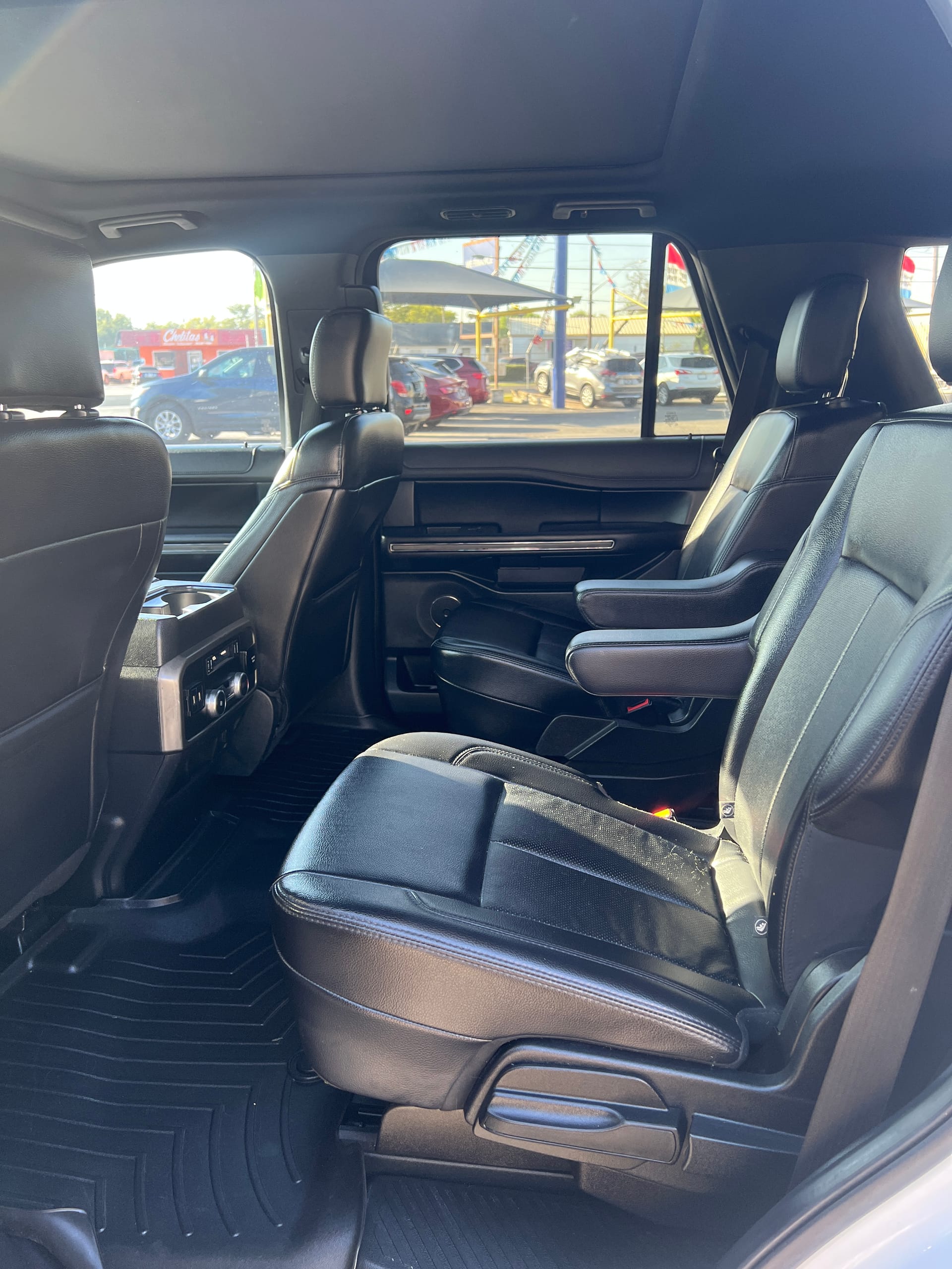 2020 FORD EXPEDITION - Gallery Image