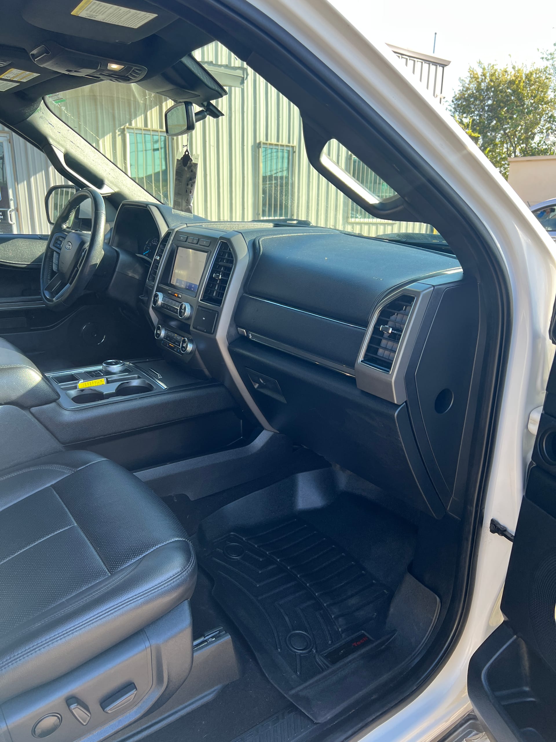 2020 FORD EXPEDITION - Gallery Image